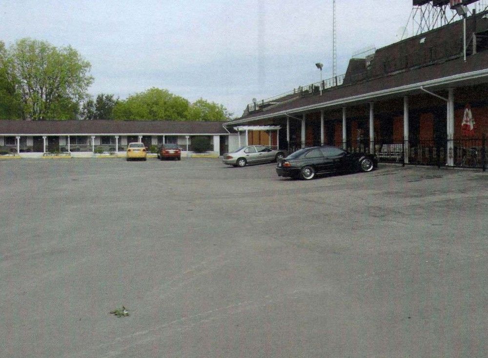 西方7号汽车旅馆 Carleton Place 外观 照片